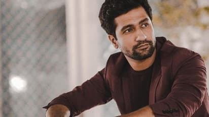 Vicky Kaushal Instagram: রিসেপশনের আগেই সোশ্যাল মিডিয়ায় বিশেষ পোস্ট ভিকি কৌশলের হঠাৎ কেন এমনটা লিখলেন ভিকি