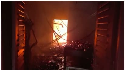 Vadakara Taluk Office Fire : കെട്ടിടം കത്തിനശിച്ചു, ഫയലുകൾ നഷ്ടമായി; അട്ടിമറി സാധ്യത തള്ളുന്നില്ല, അന്വേഷണം