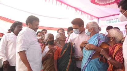 ఇళ్లు కట్టినా.. పెళ్లికి సాయం చేసినా అది మేమే - మంత్రి కేటీఆర్