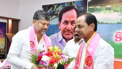 తెలంగాణ భవన్ లో టీఆర్ఎస్ పార్టీ విస్తృతస్థాయి సమావేశం... (ఫోటోలు)