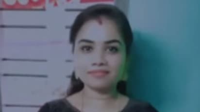 ഭർത്തൃവീട്ടിൽ തൂങ്ങിമരിച്ച യുവതിയുടെ മരണത്തിൽ ദുരൂഹത ആരോപിച്ച് കുടുംബം