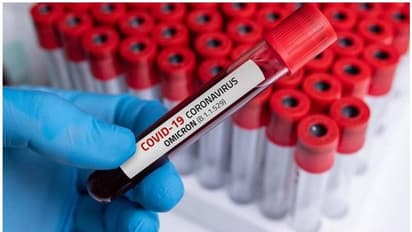 Omicron :  ഫൈസര്‍ വാക്‌സീന്റെ മൂന്ന് ഡോസുകള്‍ എടുത്തു; യുഎസിൽ നിന്ന് മുംബൈയില്‍ എത്തിയ 29കാരന് ഒമിക്രോൺ