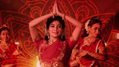 Sai Pallavi:   బాలీవుడ్ కు సాయి పల్లవి..  కాని కండీషన్స్ అప్లై అంటోంది..