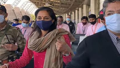 'സ്ത്രീകളെ അപമാനിക്കുന്ന തീരുമാനം,ഒരു വനിതപോലു മന്ത്രിയായില്ല',മഹാരാഷ്ട്ര മന്ത്രിസഭക്കെതിരെ സുപ്രിയ സുലെ