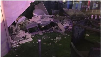 Gulf News : സൗദി അറേബ്യയില് റസ്റ്റോറന്റിന്റെ മേല്ക്കൂര തകര്ന്നുവീണു; അഞ്ച് പേര്ക്ക് പരിക്ക്