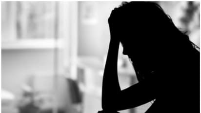 ஆசை ஆசையாய் காதலித்து திருமணம்.. பல பெண்களுடன் தொடர்பு.. மனைவியை விபச்சாரத்தில் தள்ள முயன்ற கொடூர கணவர்..!