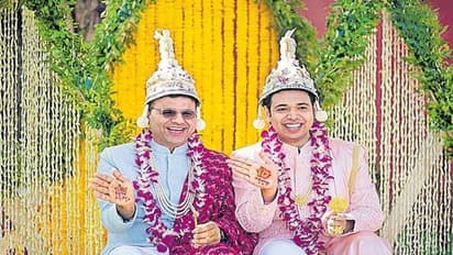 ‘మేమిద్దరం కలిసి బ్రతుకుతాం’.. తెలంగాణలో తొలి ‘గే’ మ్యారేజ్...