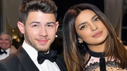 একাধিক নারীসঙ্গ, সঙ্গমের নেশায় আসক্ত নিকের প্রেমে কীভাবে মজেছিলেন 'দেশি গার্ল' প্রিয়ঙ্কা