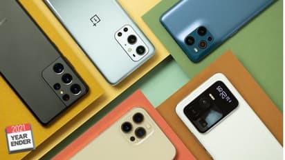 Round up 2021:  ये रहे इस साल के 30 हजार रुपए के अंदर आने वाले टॉप 5 स्मार्टफोन, लुक ने लूटा यूजर का दिल