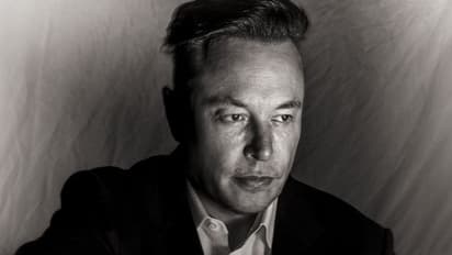 Elon Musk : യുക്രൈനില്‍ മസ്ക് ഹീറോയായി; പക്ഷെ നഷ്ടം 99850 കോടി; സംഭവിച്ചത് ഇതാണ്