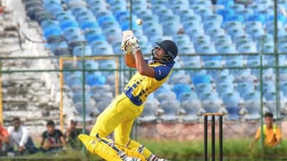 Vijay Hazare Trophy:ஜெகதீசன் சதம்; ஷாருக்கான் காட்டடி ஃபினிஷிங்!கர்நாடகாவுக்கு கடினஇலக்கை நிர்ணயித்த தமிழ்நாடு