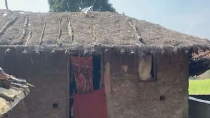 अजब एमपी में गजब हो गया : PM आवास योजना के तहत बना दिए कच्चे मकान, घूस के साथ मुर्गा भी ले गए अधिकारी