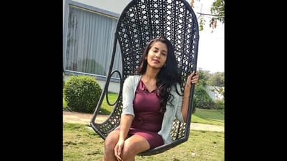 థండర్‌ థైస్‌ చూపిస్తూ యాంకర్‌ విష్ణుప్రియా కవ్వింపులు.. హాలీడేస్‌ ఎంజాయ్‌ చేస్తూ రెచ్చిపోతున్న హాట్‌ బ్యూటీ