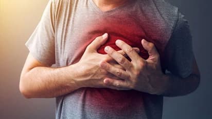 Anxiety to back pain: Here are 11 heart attack warning signs you should never ignore