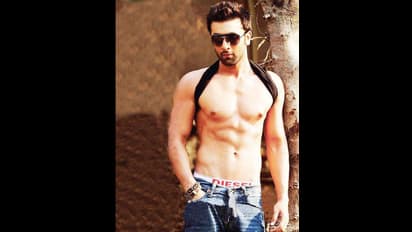 কেবল আলিয়া নয়, রণবীরের এই বদ-অভ্যাসের কথা ফাঁস করেছিলেন অনুষ্কাও