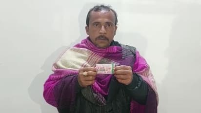 ৪ মেয়ের বিয়ে দেওয়ার জন্য কাটতেন লটারি, মাত্র ৬০ টাকাতেই বাজিমাত রায়গঞ্জের দীপকের