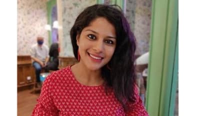 चलते ऑटो से कूदी लड़की, बोली-वो पल मेरी जिदंगी का सबसे डरावना था..हड्डियां टूटने का गम नहीं..बचना जरूरी था