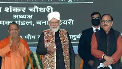 एक महीने में दूसरी बार काशी को PM मोदी ने दी सौगात, 2100 करोड़ की 27 परियोजनाओं का किया लोकार्पण