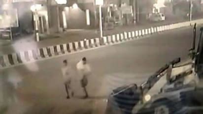 சிறுவன் பசியால் துடித்து இறந்ததாக கூறபட்டதில் திடீர் திருப்பம்..சிக்கிய சிசிடிவி.. யார் அந்த இரண்டு நபர்..?