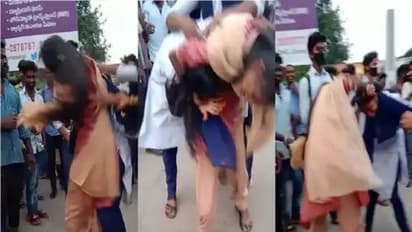 "அவன் என் லவ்வர் டி ".... ஒரு மாணவனுக்காக நடு ரோட்டில் அடித்துக் கொண்ட பள்ளி மாணவிகள்..!