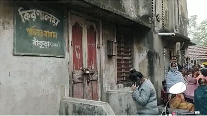 পাড়ার মধ্যেই বসেছিল মধুচক্রের আসর, হাতেনাতে ধরলেন স্থানীয়রাই, গ্রেফতার ৪