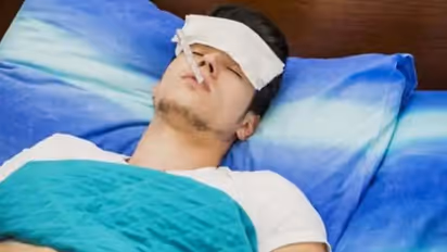 Omicron Threat: ಲಸಿಕೆ ಪಡೆದವರಿಗೂ ಒಮಿಕ್ರೋನ್‌ ಬರೋದೇಕೆ?