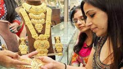 Gold Rate Today: തണുപ്പിലും കത്തിക്കയറി സ്വർണവില; മൂന്ന് ദിവസത്തിന് ശേഷമുള്ള ഉയർച്ച