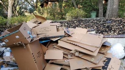 business Idea-উৎসবের মরশুমে উপহার দেওয়ার চাহিদা বাড়ে, দরকার কার্ডবোর্ড বক্সের,শুরু করুন এই ব্যবসা