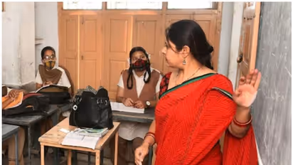 Central Universities : കേന്ദ്ര സർവ്വകലാശാലകളിൽ ഒഴിഞ്ഞു കിടക്കുന്നത് പകുതിയോളം SC, ST അധ്യാപക തസ്തികകൾ