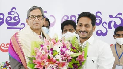 రేపు విజయవాడకు జస్టిస్ ఎన్వీ రమణ.. ఒకే వేదికపైకి సీజేఐ , సీఎం జగన్