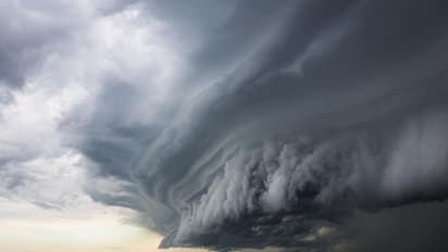 'അന്തരീക്ഷ തടാകം' പുതിയ തരം കൊടുങ്കാറ്റിനെ കണ്ടെത്തി ശാസ്ത്രകാരന്മാര്‍; ഭീഷണിയോ?