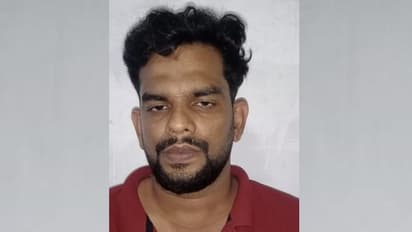 Gold robbery : കരിപ്പൂർ സ്വർണ്ണക്കവർച്ചാകേസ്: വിദേശത്തേക്ക് കടക്കാൻ ശ്രമിച്ച കൊടുവള്ളി സ്വദേശി അറസ്റ്റിൽ