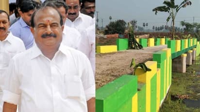 அரசு விழாவுக்கு வந்தது குத்தமா..? டென்ஷன் செய்த அதிகாரிகள்..கடுப்பான முன்னாள் அமைச்சர்