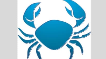 కర్కాటక రాశి అబ్బాయిల లక్షణాలు ఇలానే ఉంటాయి..!