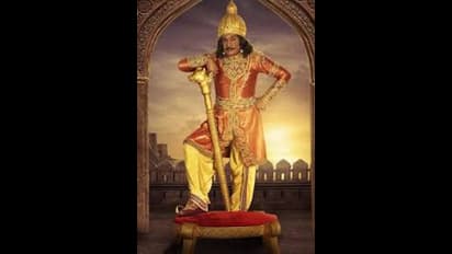 என்னது வைகைபுயலுக்கு வழக்கமான ரோல் இல்லையா? வெளியான உதயநிதி பட சீக்ரெட்..