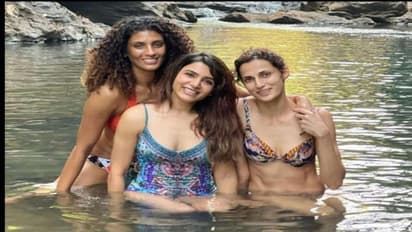 Samantha : గోవాలో రచ్చరచ్చ చేస్తున్న సమంత.. బికినీ లుక్ తో సోషల్ మీడియాను షేక్ చేస్తోంది.