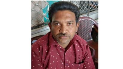 മകളുടെ സ്കോളർഷിപ്പിന് കൈക്കൂലി, രണ്ട് വർഷം കൊടുത്തു; മൂന്നാം വട്ടം കുടുക്കി, ക്ലാർക്ക് അറസ്റ്റിൽ