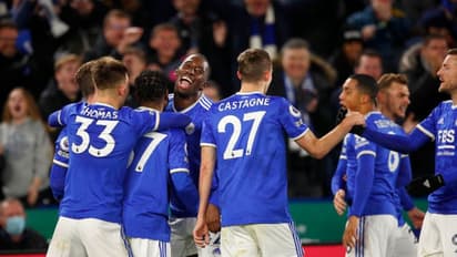 EPL : സലാ പെനാല്‍റ്റി പാഴാക്കി, ലെസ്റ്ററിനോട് തോറ്റ് ലിവര്‍പൂള്‍; ടോട്ടനത്തിന് സതാംപ്‌ടണിന്‍റെ പൂട്ട്