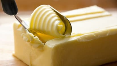 Food Adulteration : വെണ്ണയില്‍ മായം കലര്‍ന്നിട്ടുണ്ടോ? കണ്ടെത്താന്‍ ഇതാ ഒരു വഴി; വീഡിയോ വൈറല്‍