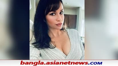 মহামারিতে সারা বছর যৌন-উপোস, বর্ষশেষের রাতে উদ্দাম বেলেল্লাপনায় মাতবেন প্রাক্তন শিক্ষিকা