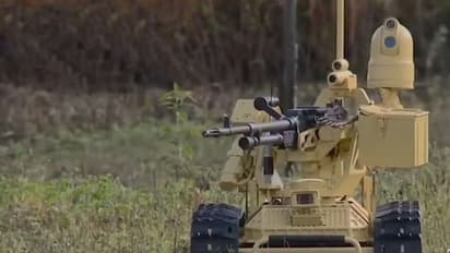 Machinegun-carrying Robots: അതിര്‍ത്തിയില്‍ സായുധ റോബോട്ടുകളെ വിന്യസിച്ച് ചൈന