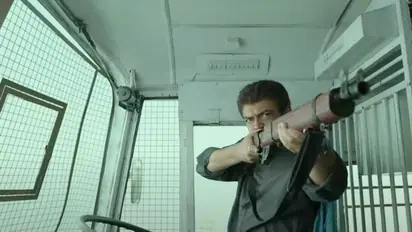 valimai trailer : அஜித்தின் அர்ஜுனன் அவதாரம்... ”வா தல.. வா தல..” கதறும் ரசிகர்கள்..