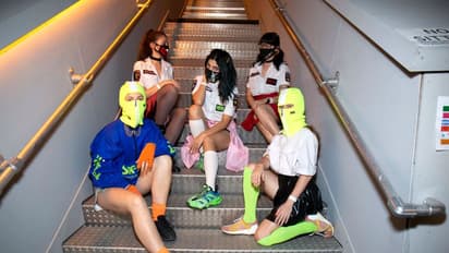 Pussy Riot : സര്‍ക്കാറിനെ കിടുകിടാ വിറപ്പിക്കുന്ന പ്രതിഷേധങ്ങള്‍, പുസി റയറ്റ് വിദേശചാരന്‍മാരെന്ന് റഷ്യ