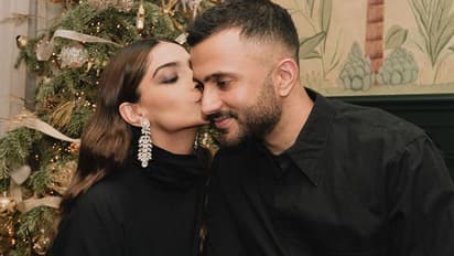 Sonam Kapoor Weekend Special: সপ্তাহের শেষে সোনাম-আনন্দ, ভক্তদের সঙ্গে ছবি করলেন শেয়ার