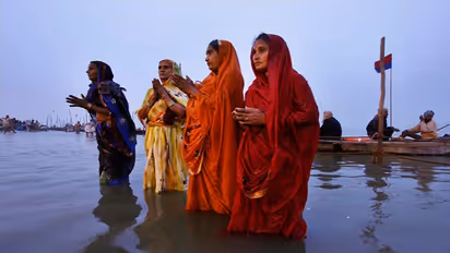 2 जनवरी को अमावस्या के साथ 3 शुभ योगों का संयोग, जानिए इस तिथि का महत्व, शुभ मुहूर्त और उपाय