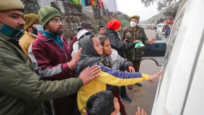 वैष्णो देवी हादसे की सबसे दुखद कहानी: बेटे के सामने मां की मौत, माता रानी के दरबार में चीखता रह गया बेबस बेटा