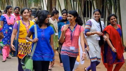 மாணவர்களுக்கு மாதம் ரூ.1000.! யாருக்கெல்லாம் உதவித்தொகை கிடைக்கும், கிடைக்காது - தகுதி என்ன.?இதோ முழுவிவரம்