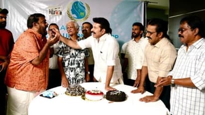 CBI 5 Movie : കേക്ക് മുറിച്ച് പുതുവര്ഷം ആഘോഷിച്ച് 'സേതുരാമയ്യര് സിബിഐ'