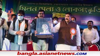 মুকুট-তলোয়ার আর নয়, নিউইয়ারে এবার ৬ কেজি রুপোর তৈরি মমতার মূর্তি উপহার পেলেন অনুব্রত