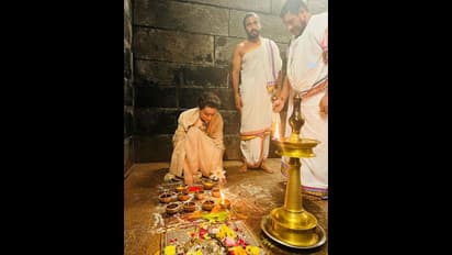 ఎక్కువ లవ్ లెటర్స్, తక్కువ పోలీస్ కేసుల కోసం కంగనా రాహు కేతు పూజ